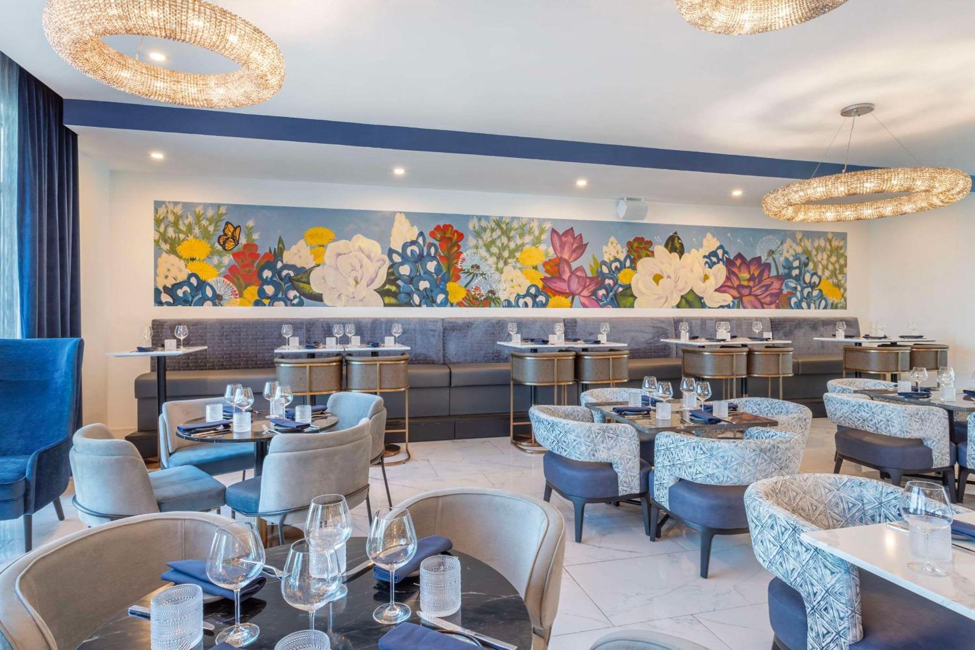 Cambria Hotel Waco University Riverfront 外观 照片