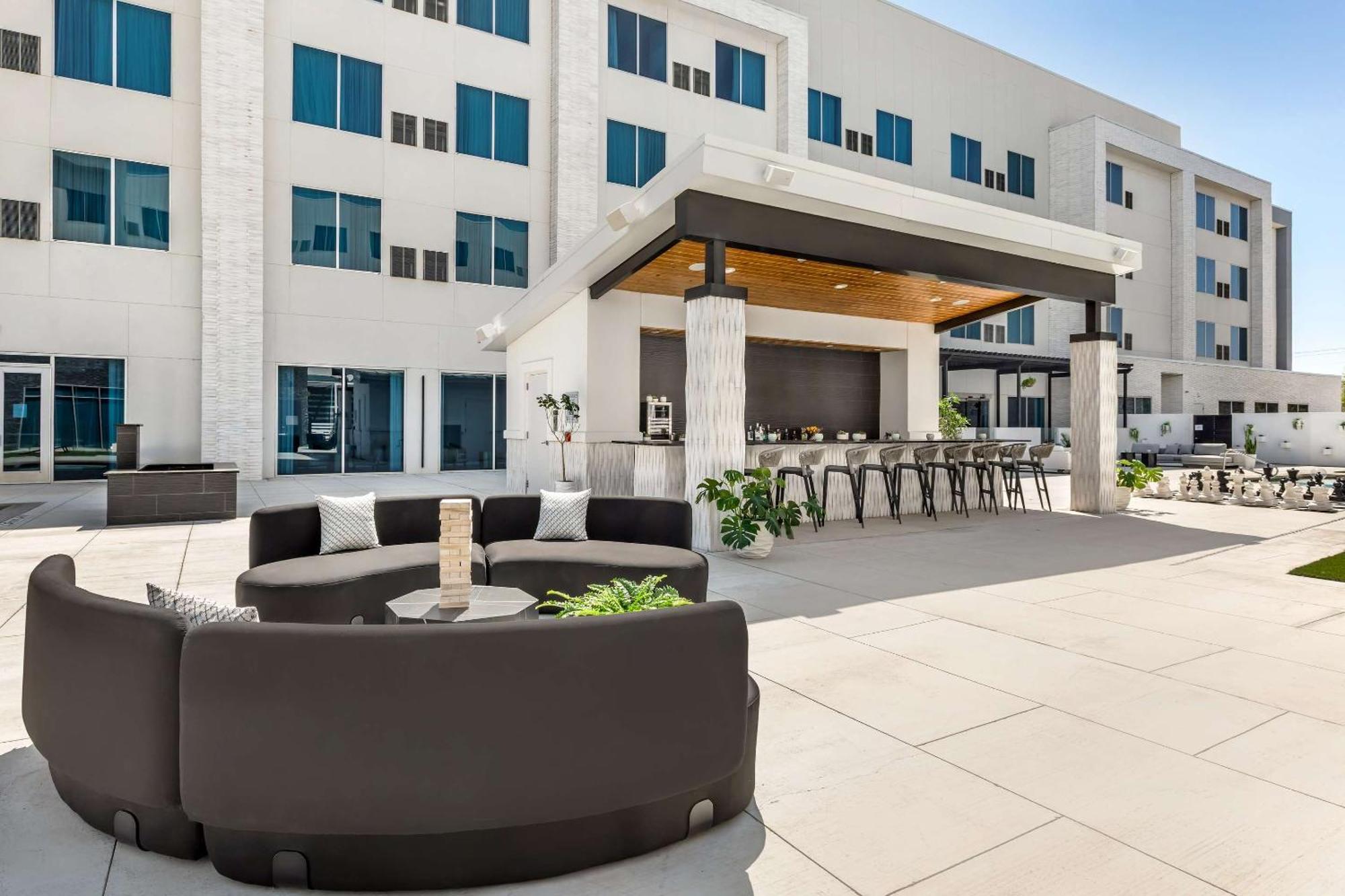 Cambria Hotel Waco University Riverfront 外观 照片
